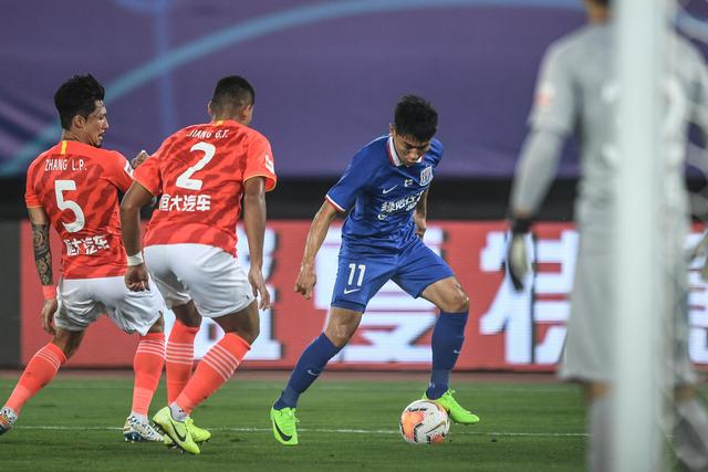 文班34+13+11马刺险胜国王 独行侠力克开拓者