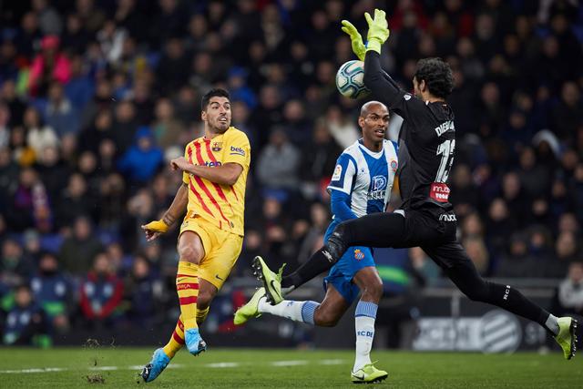 罗切斯特18+10天津加时险胜北京 上海力克山东